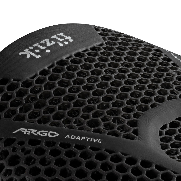 Fizik Vento Argo R3 Adaptive saddle with black 3D-printed honeycomb padding